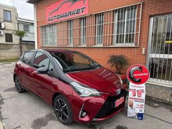 Rosso Usata 2018 Toyota Yaris Hybrid Edition Tre volumi | 12.490 € (Buon prezzo)