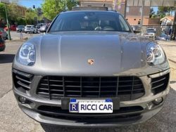 Grigio scuro Usata 2018 Porsche Macan SUV | 52.900 € (Cara)