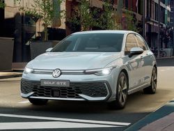 Blu Nuova 2025 VW Golf VIII GTE | 39.950 € (Super prezzo)