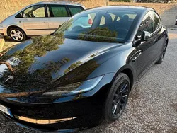 Nero Usata 2024 Tesla Model 3 Tre volumi | 34.000 € (Buon prezzo)