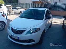 Usata 2022 Lancia Ypsilon Due volumi | 10.500 € (Buon prezzo)