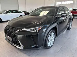 Nero Usata 2020 Lexus UX 250h Business Edition SUV | 20.900 € (Buon prezzo)