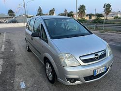 Argento Usata 2010 Opel Meriva Club Monovolume | 1800 € (Ottimo prezzo)