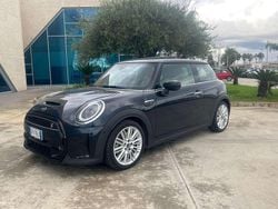 Nero Usata 2023 Mini Cooper S Due volumi | 28.900 € (Buon prezzo)