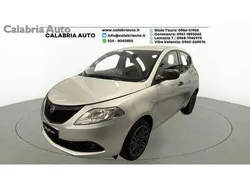 Antracite(met.) Usata 2019 Lancia Ypsilon Due volumi | 9500 € (Buon prezzo)
