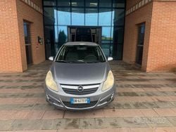 Grigio Usata 2008 Opel Corsa Cosmo Tre volumi | 1900 € (Buon prezzo)