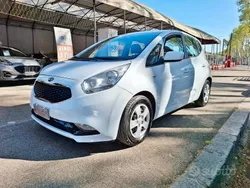 Bianco Usata 2017 Kia Venga Due volumi | 9490 € (Buon prezzo)