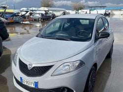Grigio Usata 2021 Lancia Ypsilon Gold Due volumi | 9490 € (Buon prezzo)