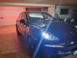 Usata 2011 Porsche Cayenne SUV | 22.900 € (Molto cara)