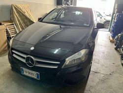Usata 2013 Mercedes A180 Tre volumi | 6500 € (Ottimo prezzo)