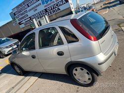 Grigio Usata 2006 Opel Corsa Tre volumi | 1500 € (Ottimo prezzo)