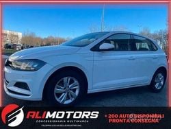 Bianco Usata 2018 VW Polo Comfortline Tre volumi | 8990 € (Ottimo prezzo)