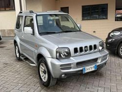 Argento Usata 2011 Suzuki Jimny SUV | 11.900 € (Ottimo prezzo)