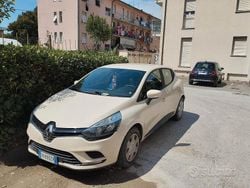 Giallo Usata 2018 Renault Clio IV Tre volumi | 7700 € (Super prezzo)