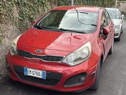 Rosso Usata 2012 Kia Rio Tre volumi | 5500 €