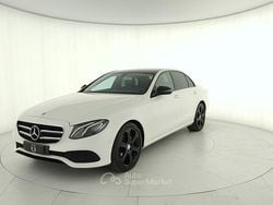 Bianco Usata 2017 Mercedes E220 Business Tre volumi | 26.900 € (Buon prezzo)