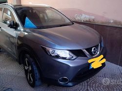 Grigio Usata 2015 Nissan Qashqai SUV | 10.500 € (Ottimo prezzo)