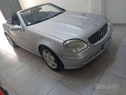 Argento Usata 2000 Mercedes SLK200 Cabrio | 9500 € (Buon prezzo)