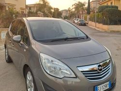 Marrone Usata 2011 Opel Meriva Cosmo Monovolume | 5500 € (Cara)