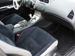 Grigio Usata 2006 Honda Civic Tre volumi | 4500 € (Molto cara)