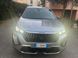 Grigio Usata 2024 Peugeot 2008 Allure SUV | 19.500 € (Buon prezzo)