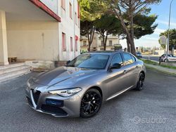 Grigio Usata 2019 Alfa Romeo Giulia Super Tre volumi | 18.900 € (Buon prezzo)