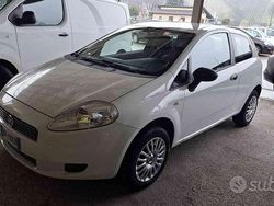 Bianco Usata 2009 Fiat Grande Punto Due volumi | 1900 € (Cara)