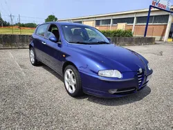 Usata 2002 Alfa Romeo 147 Distinctive Due volumi | 3800 € (Molto cara)