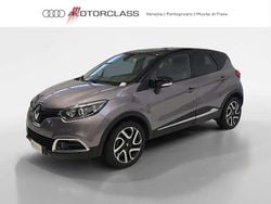 Grigio metallizzato chiaro Usata 2016 Renault Captur Intens SUV | 9900 € (Buon prezzo)