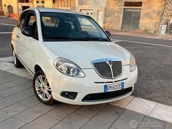 Bianco Usata 2012 Lancia Ypsilon Due volumi | 4100 € (Ottimo prezzo)