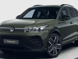Verde Nuova 2025 VW Tiguan R-line Plus SUV | 45.400 €
