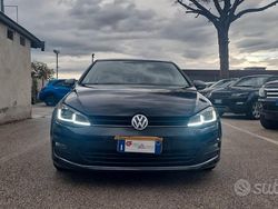 Nero Usata 2016 VW Golf VII Executive Tre volumi | 10.490 € (Buon prezzo)