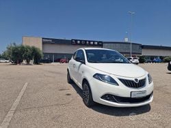 Bianco Usata 2024 Lancia Ypsilon S Due volumi | 13.900 € (Buon prezzo)