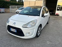 Bianco Usata 2011 Citroën C3 Exclusive Due volumi | 4500 € (Buon prezzo)