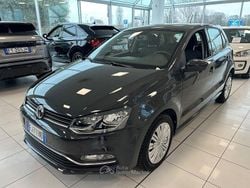 Urano grey pastello Usata 2017 VW Polo Comfortline Tre volumi | 10.900 € (Ottimo prezzo)