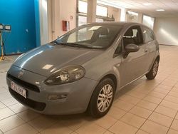 Grigio Usata 2012 Fiat Punto Easy Tre volumi | 4890 € (Buon prezzo)