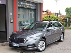 Grigio graphite / metallizzato Usata 2023 Skoda Octavia Station wagon | 19.500 € (Buon prezzo)