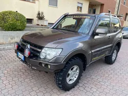 Usata 2009 Mitsubishi Pajero Invite SUV | 25.000 €