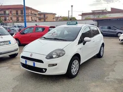 Bianco Usata 2014 Fiat Punto Lounge Due volumi | 4900 € (Buon prezzo)