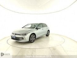 Grigio Nuova 2025 VW Golf VIII Style Tre volumi | 31.500 € (Ottimo prezzo)