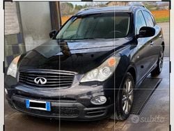 Nero Usata 2013 Infiniti Ex30 SUV | 5000 €