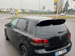 Nero Usata 2009 VW Golf Tre volumi | 4500 €