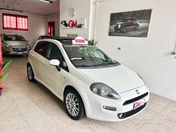 Bianco Usata 2012 Fiat Grande Punto Due volumi | 4990 € (Buon prezzo)