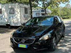 Nero Usata 2014 Volvo V40 Station wagon | 4700 €