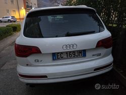 Usata 2010 Audi Q7 S-Line SUV | 18.000 €