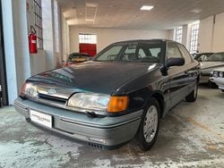 Nero Usata 1989 Ford Scorpio Ghia Tre volumi | 2999 €