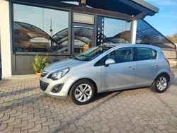 Grigio Usata 2014 Opel Corsa Tre volumi | 5350 € (Buon prezzo)