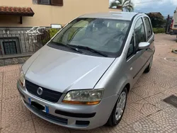 Usata 2005 Fiat Idea Monovolume | 1650 € (Buon prezzo)