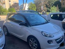 Usata 2018 Opel Adam Glam Due volumi | 9900 € (Buon prezzo)