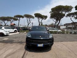 Nero Usata 2022 Porsche Cayenne Platinum Edition SUV | 80.000 € (Buon prezzo)
